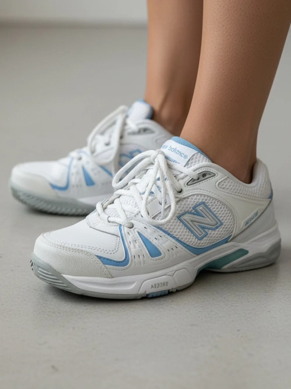 New Balance Women’s 655 WC655WT White Blue Tennis Court Shoes Sneakers 6.5